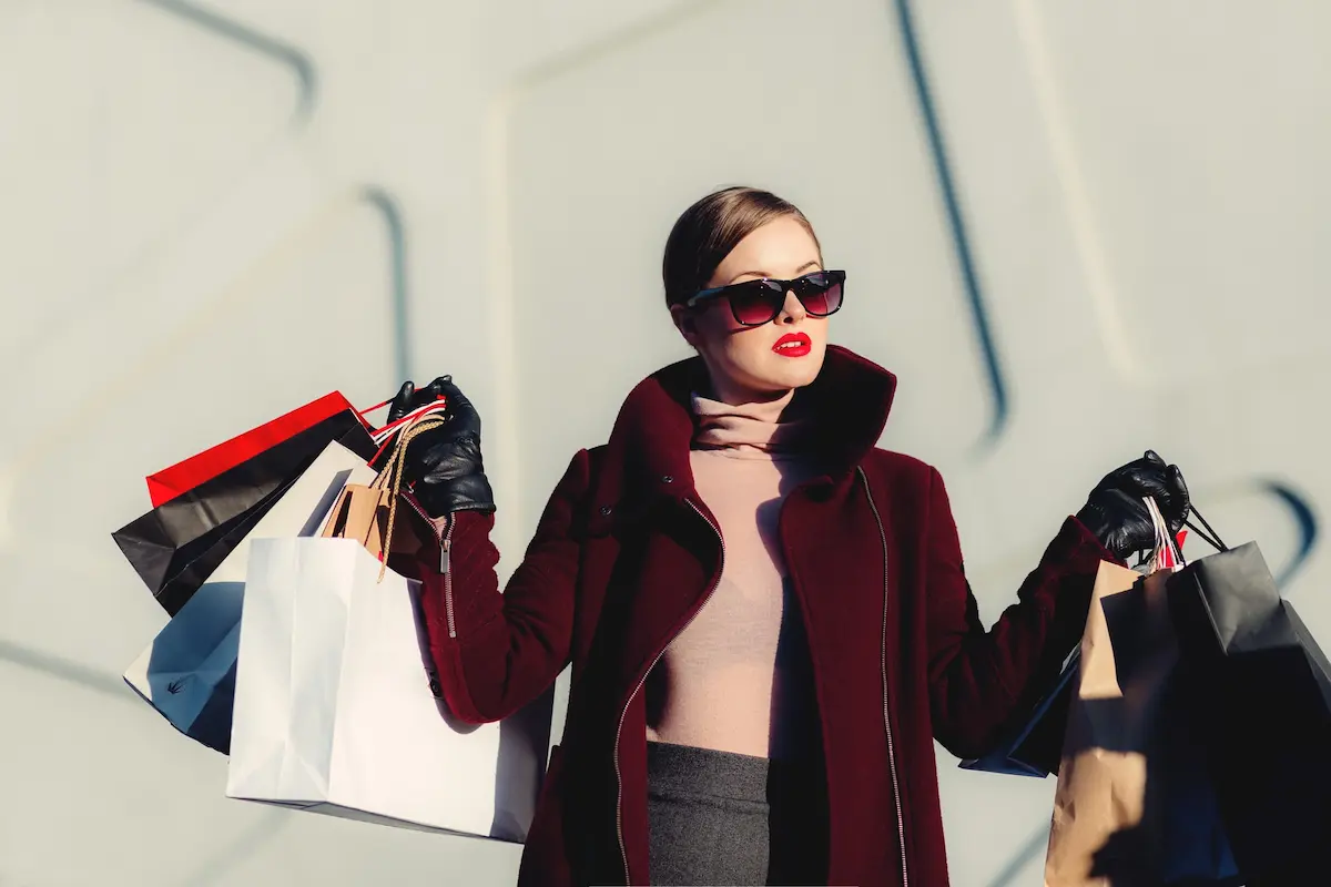 How the Digital World Has Revolutionized the Shopping Experience