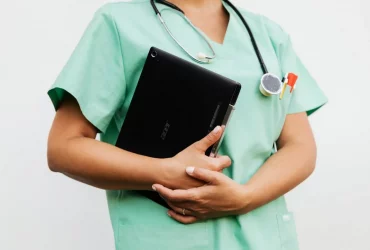 6 Benefits of Pursuing a Career in Nursing
